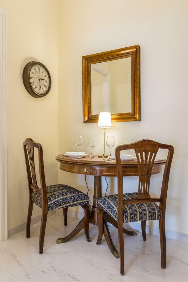 Chic Flat In Kolonaki Next To American Embassy Aten Exteriör bild